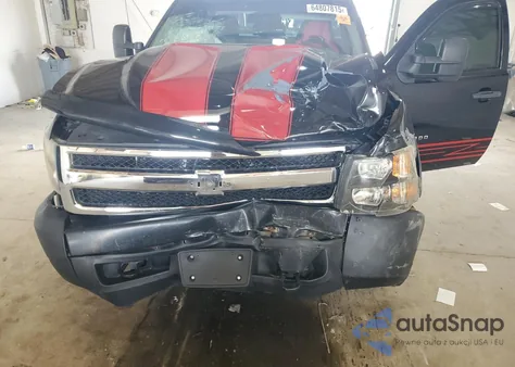 2008 Chevrolet Silverado C1500 из США, поврежденный, VIN 1GCEC14C88Z193853
